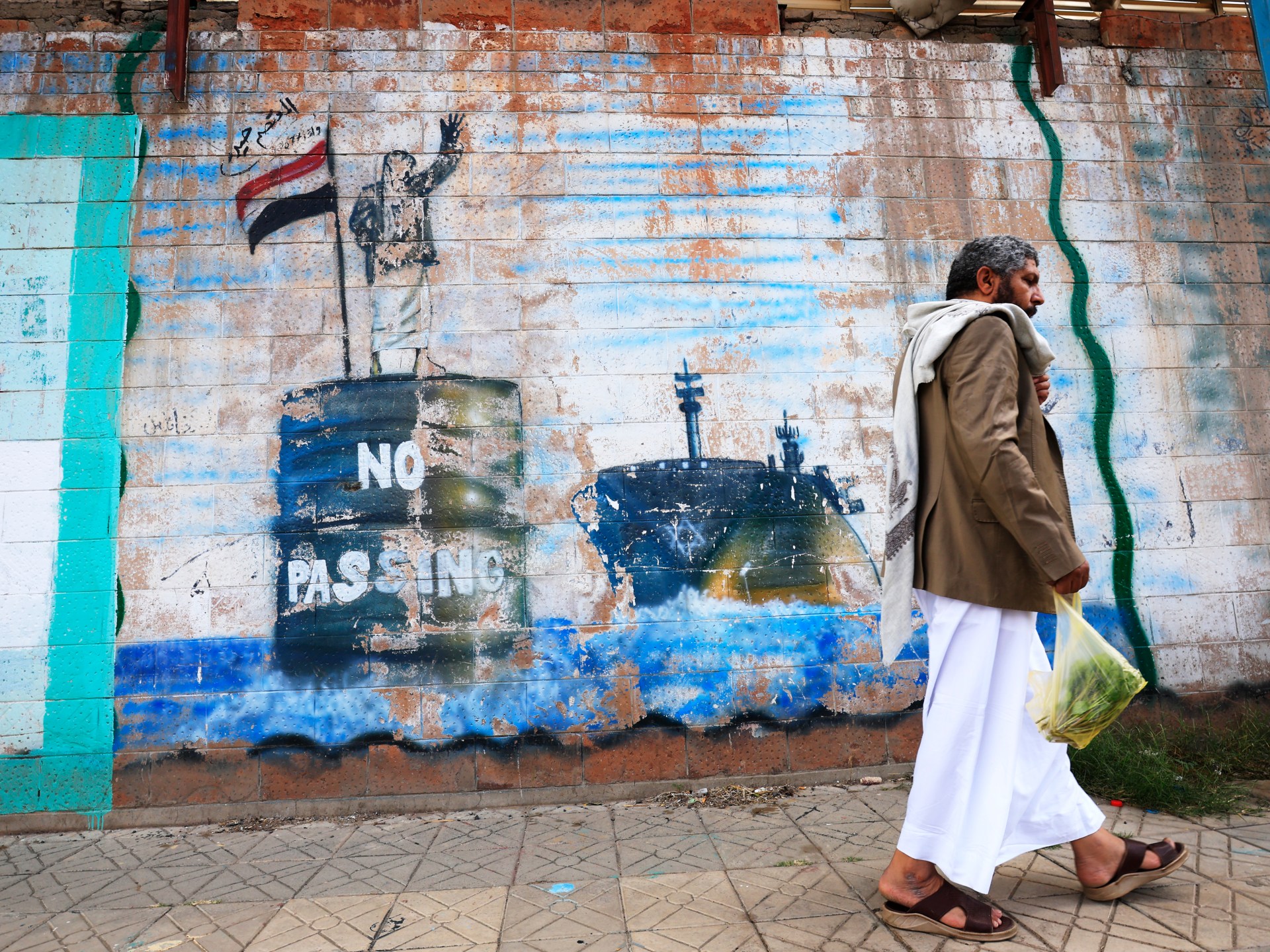 Iran celebrates Houthi gains in Yemen's strategically vital Red Sea region