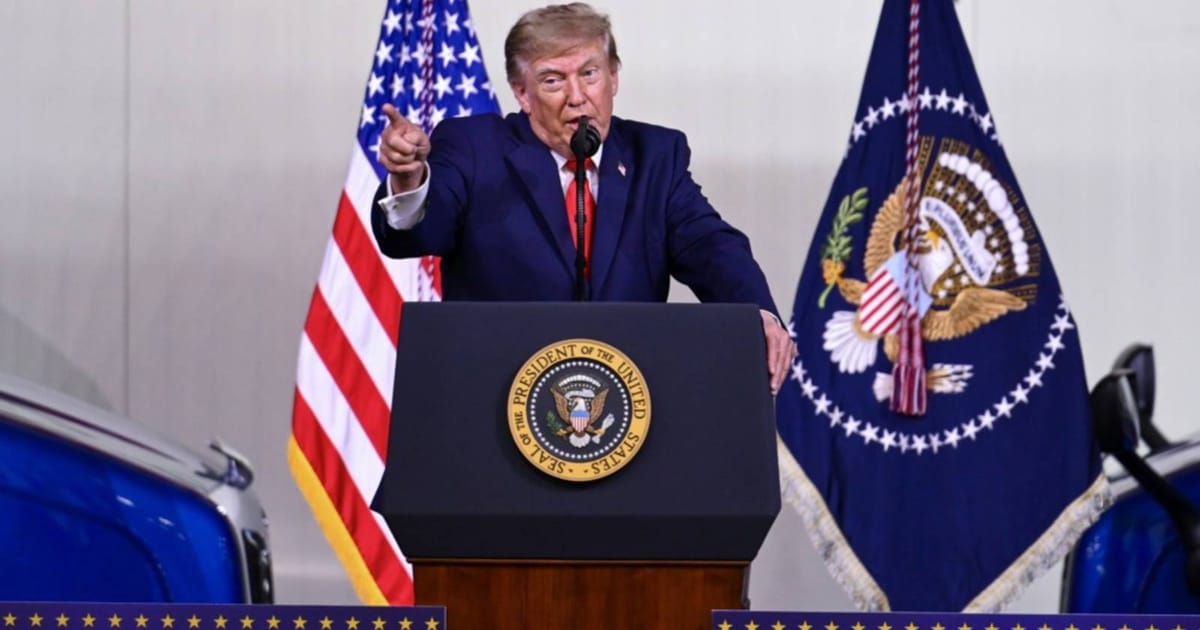 Trump faces crucial midterm test as Democrats gain congressional ground