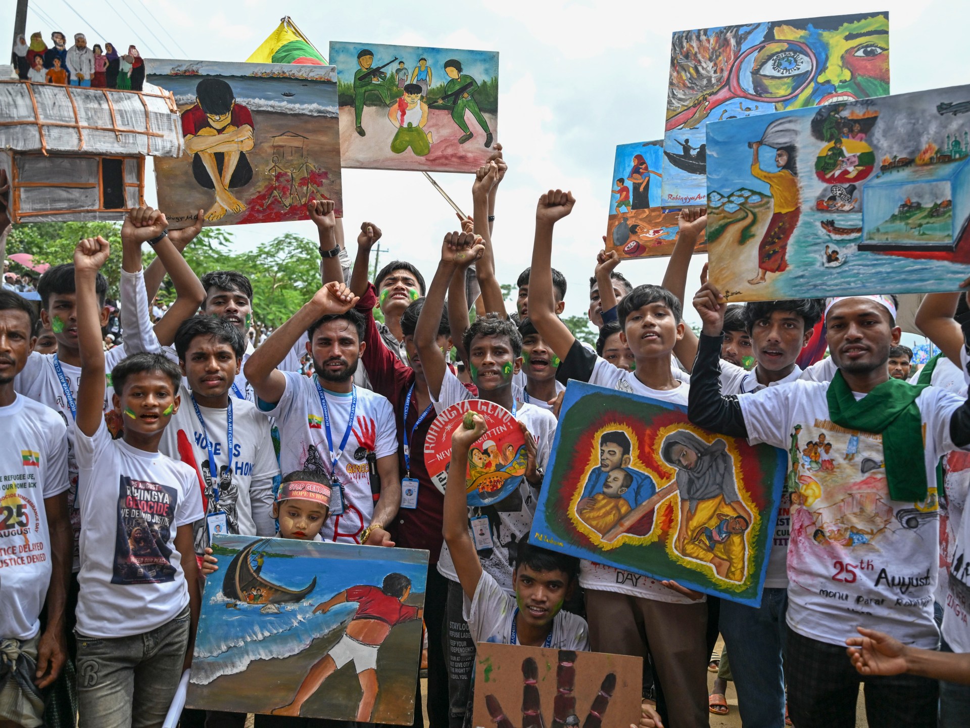 Thousands of Rohingya mark nine years in exile with mass rally