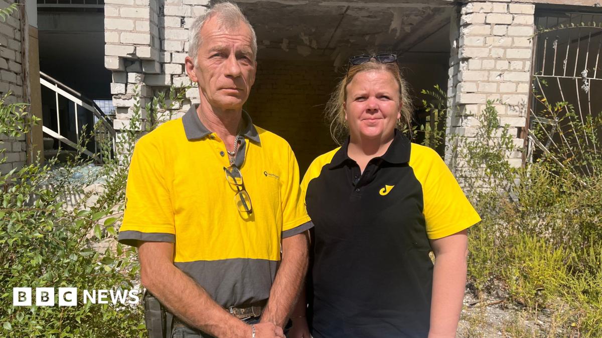 Ukrainian postal workers risk lives delivering essential services near frontlines