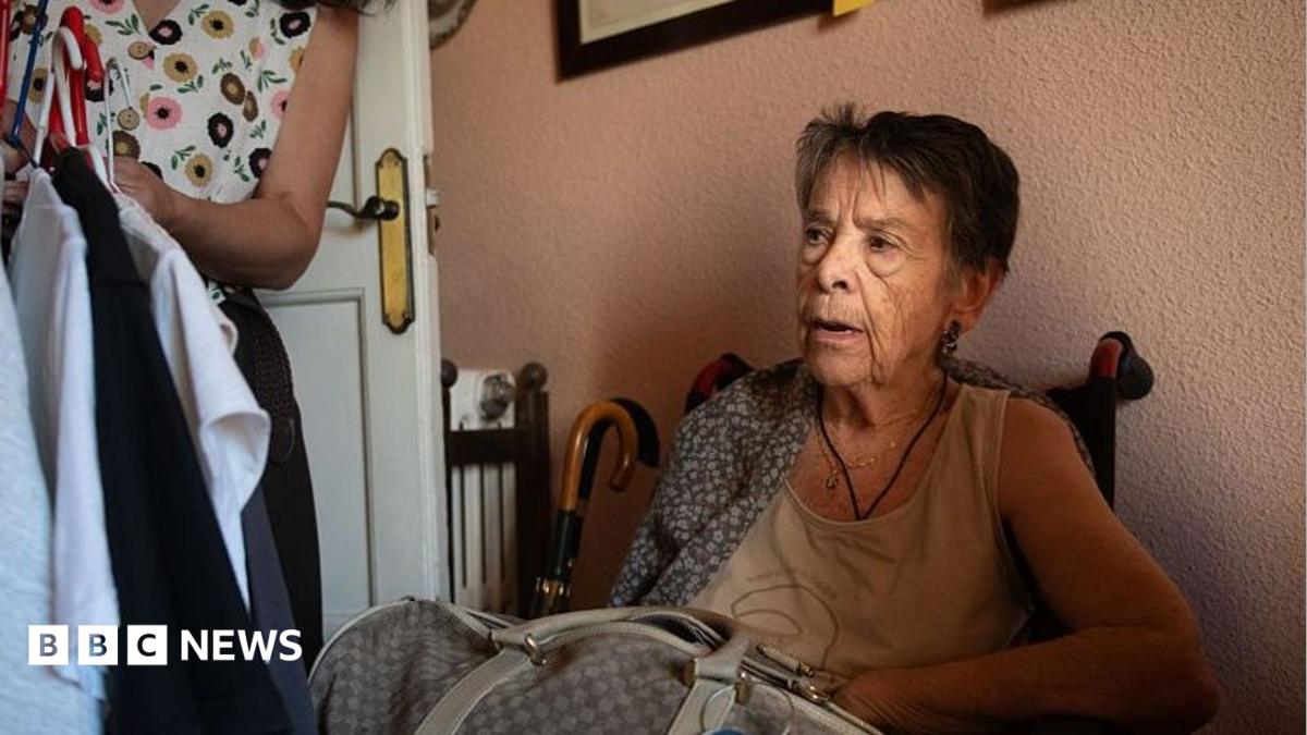 Spain's Housing Crisis Laid Bare as Elderly Tenant Faces Eviction