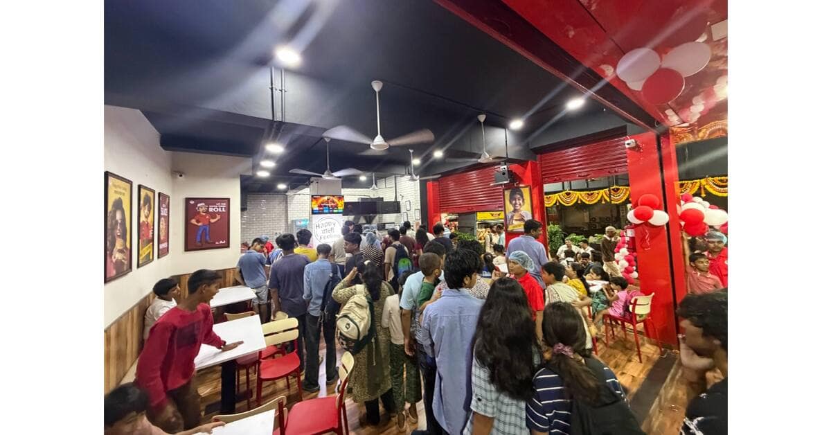 Ajay Cafe Opens Strong in Mumbai with Thousands on Day One
