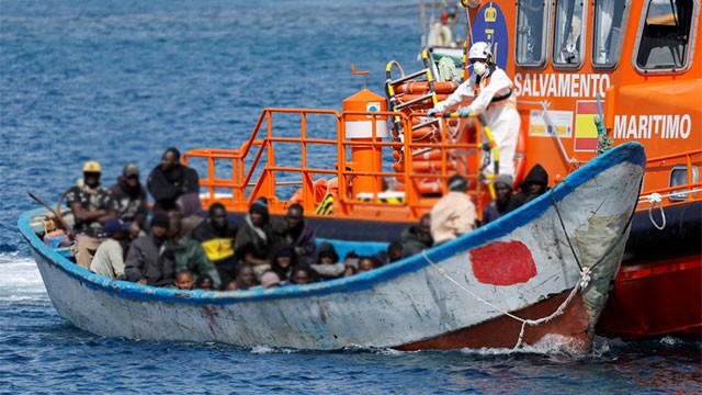 Thirteen Tunisians missing after migrant boat capsizes off coast