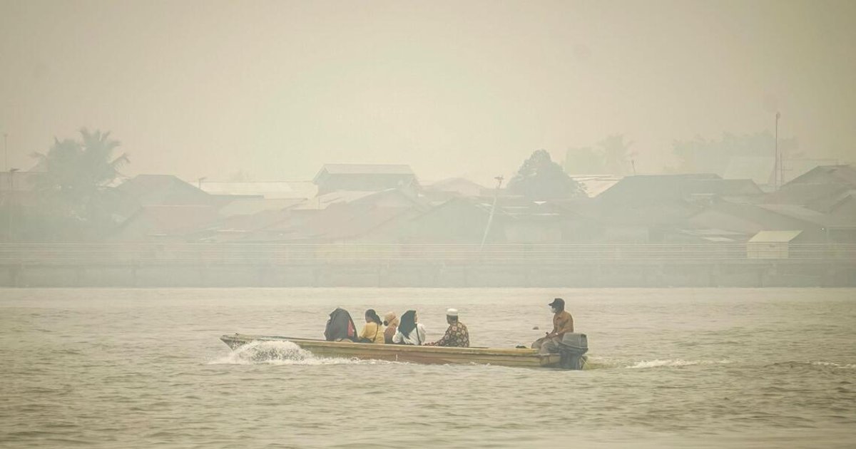 Indonesia dusts off vintage dry-ice cloud seeding to combat regional haze