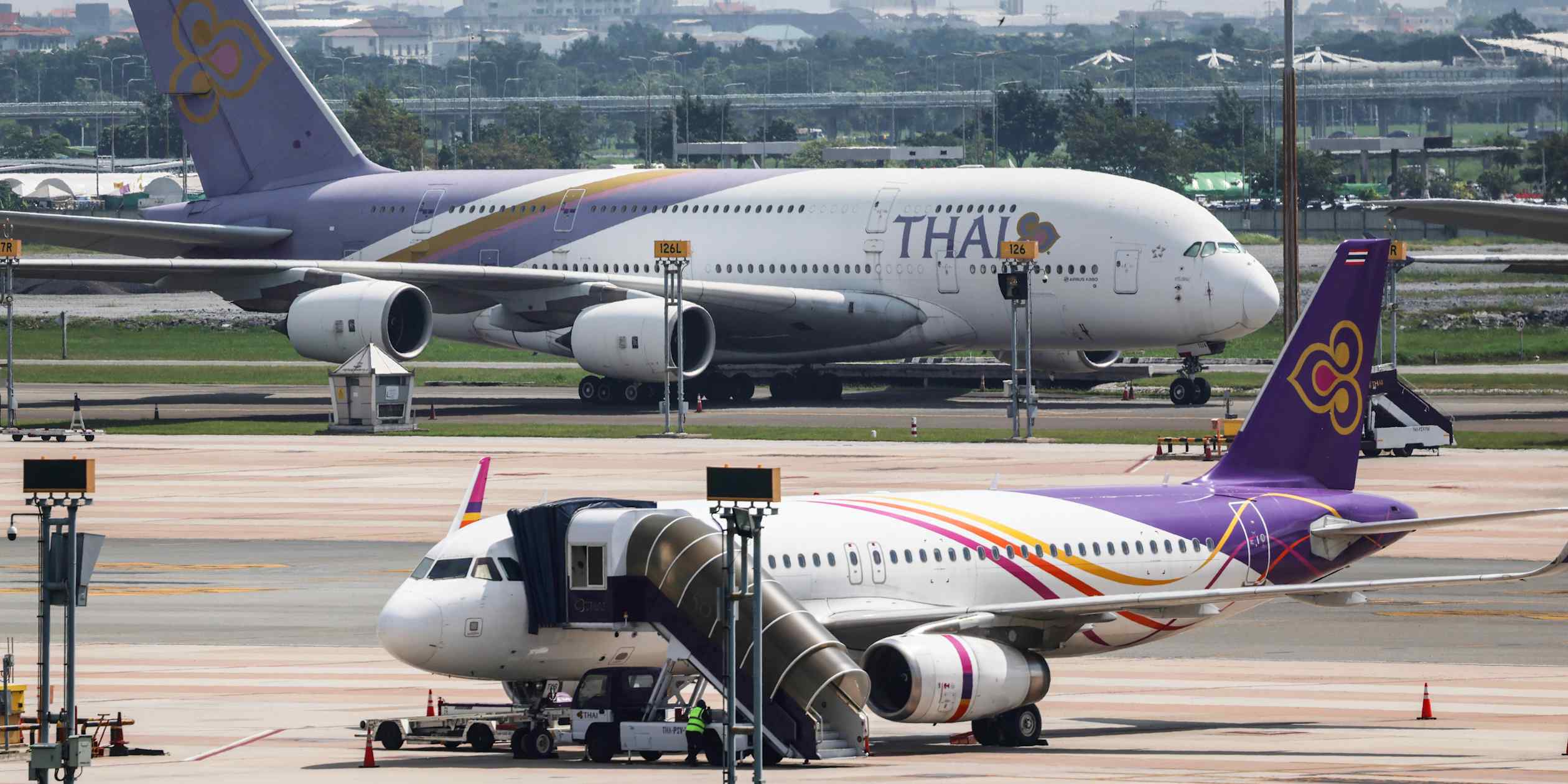Thai Airways suspends CEO over airport flooding mismanagement