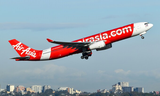 AirAsia Flight Attendant Transitions to Pilot, Commands A320 and A321 Aircraft
