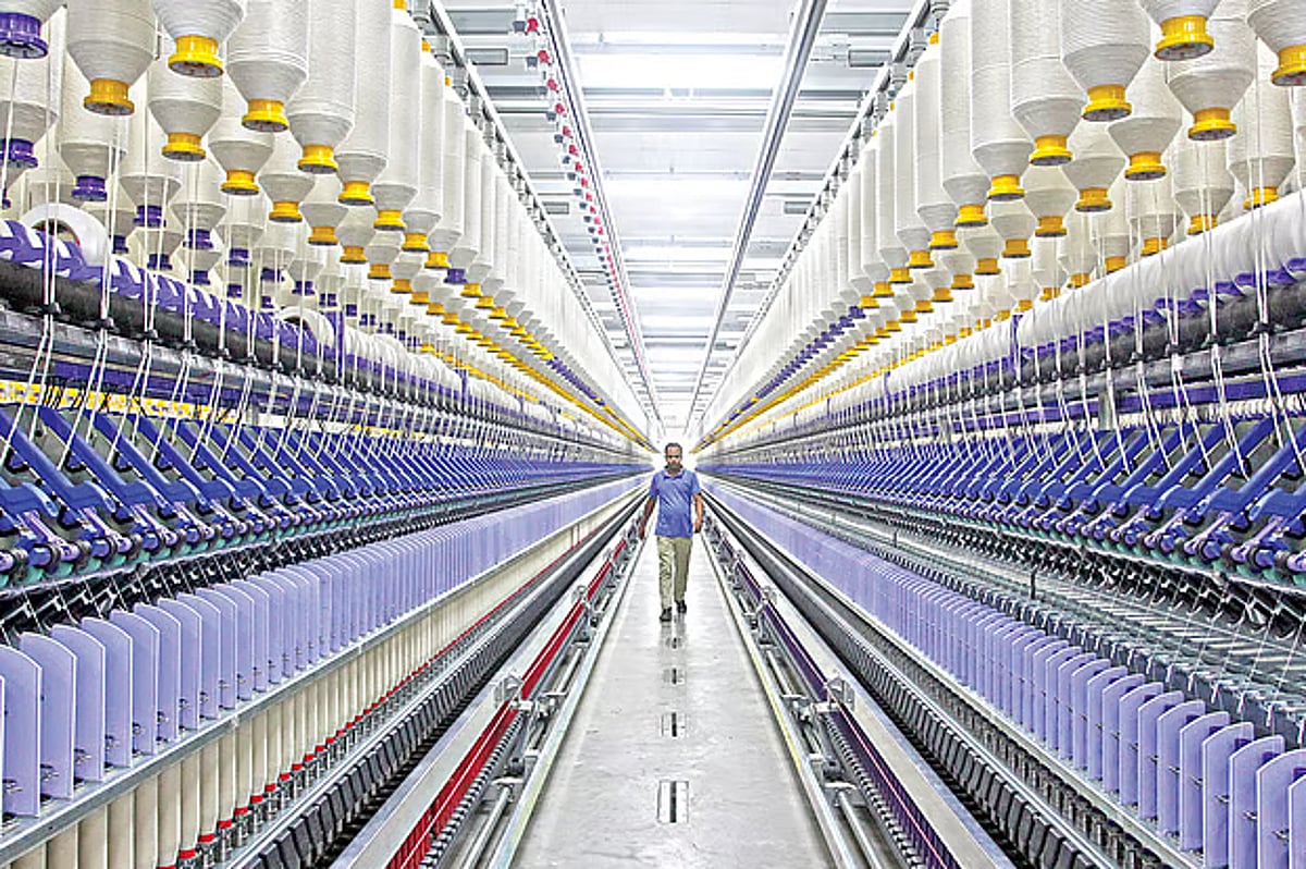 Gas shortage threatens Bangladesh textile sector operations
