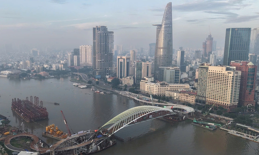 Ho Chi Minh City unveils nipa palm-inspired Saigon River crossing