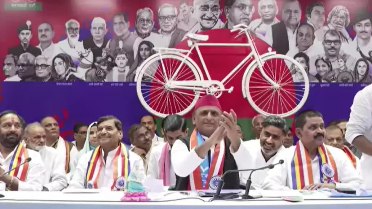 शिवपाल की वापसी से समाजवादी पार्टी मजबूत, बदायूं में बीजेपी के लिए चुनौती
