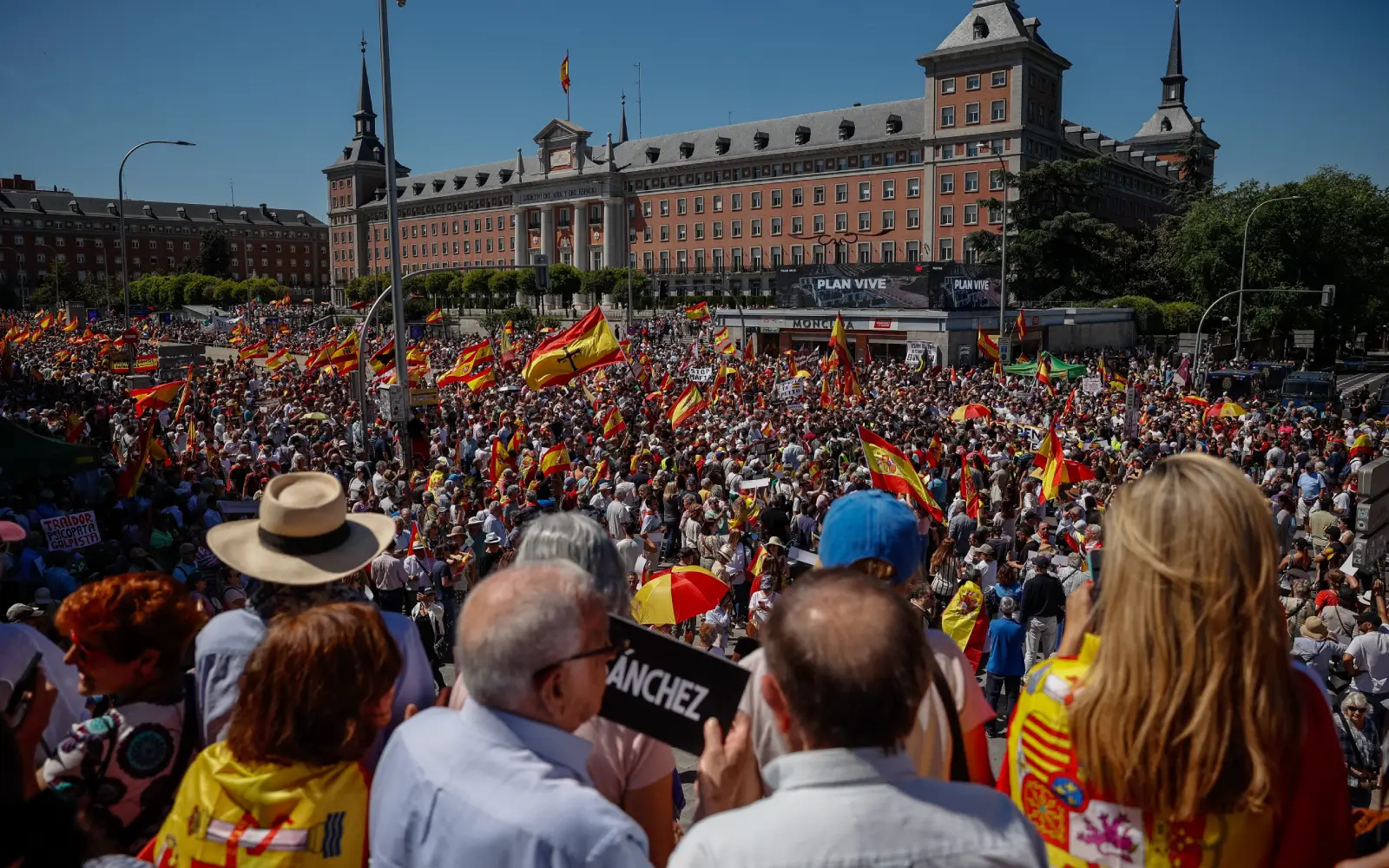 Quarter million Spaniards demand stronger state pension protections