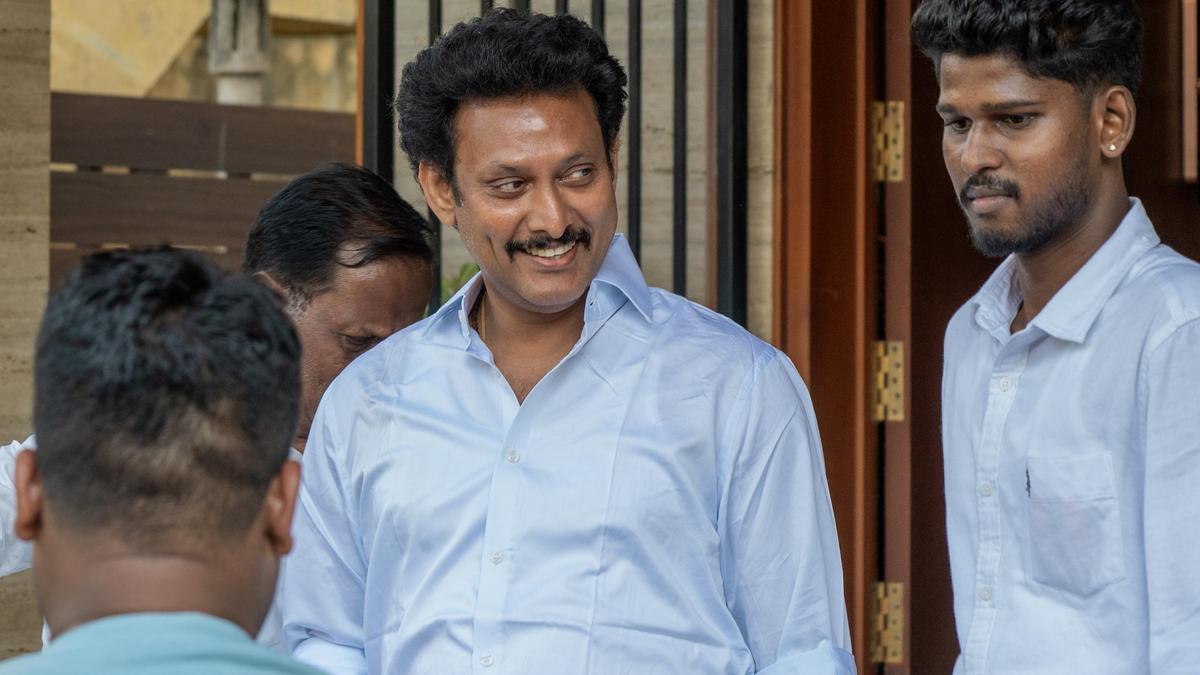 Former Tamil Nadu Education Minister Anbil Mahesh Questioned Over Alleged Extortion