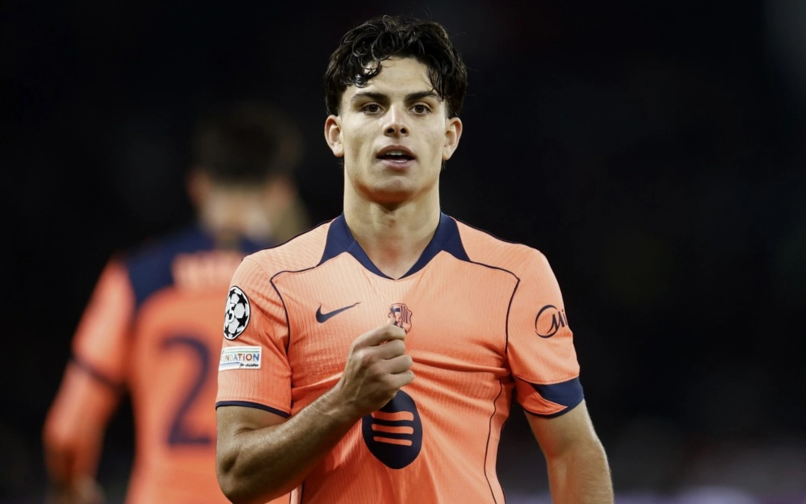 Pertahanan Barcelona Tambah Cedera, Espart Hilang Tujuh Minggu