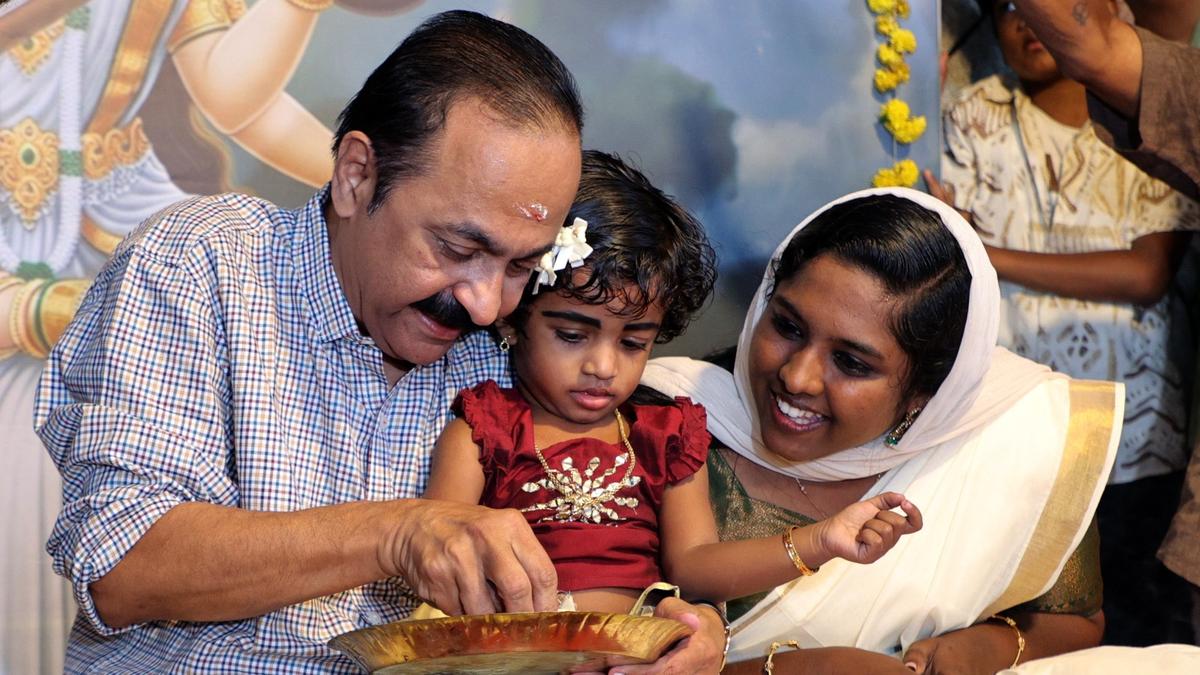 Kerala CM inaugurates formal learning for children on Vijayadashami