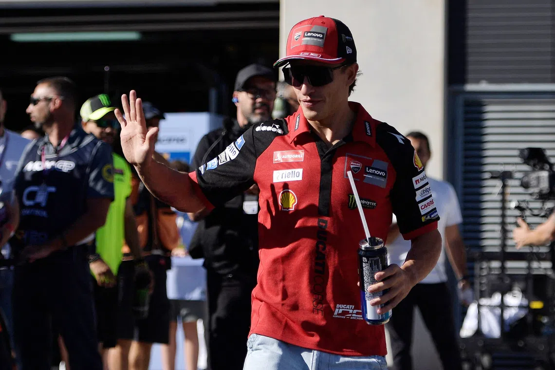 Marquez takes third successive Aragon win, closes gap on Martin