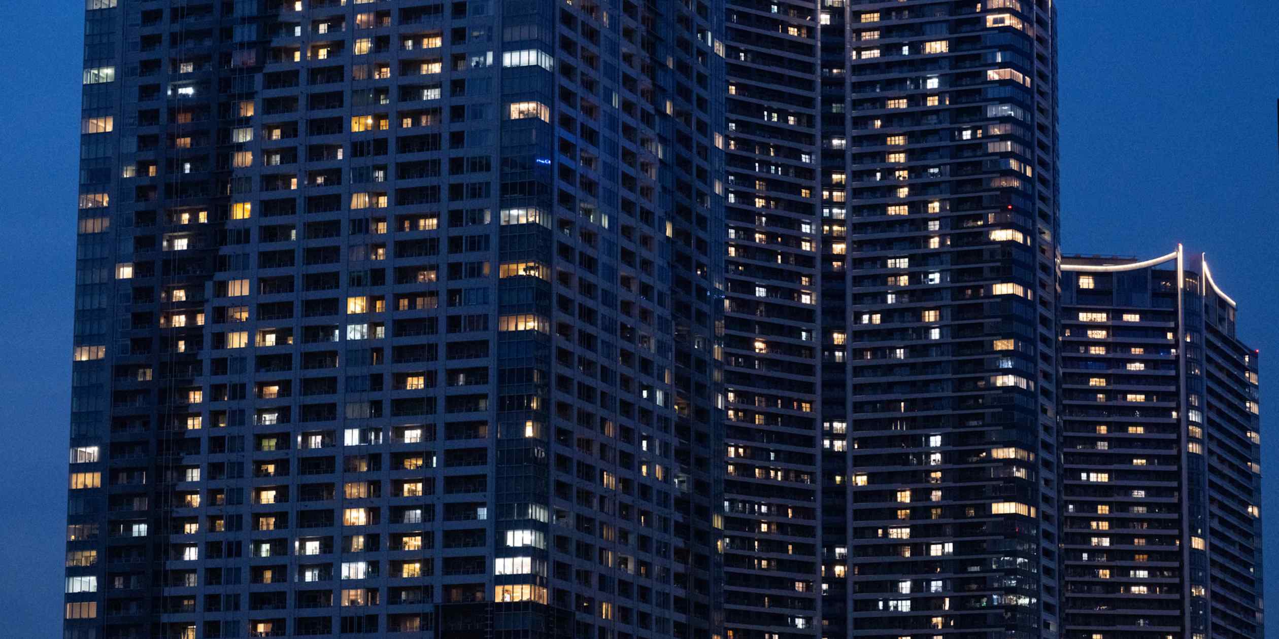 Tokyo condo prices fall for fifth consecutive month amid market slowdown