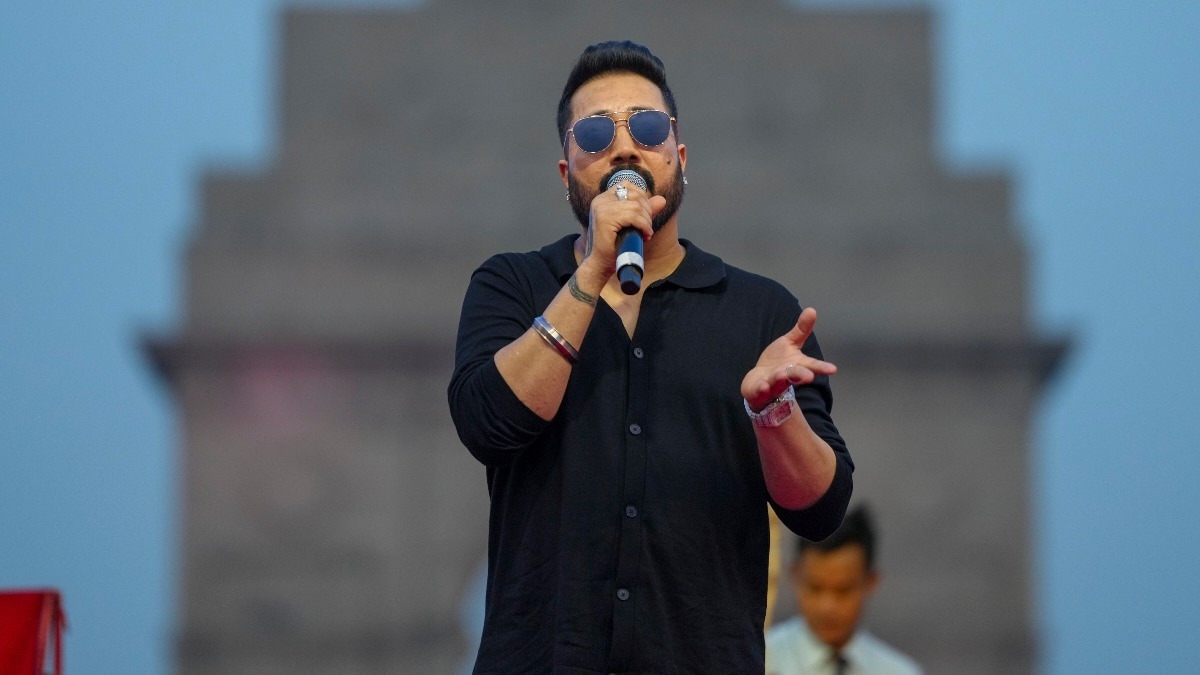 Mika Singh raises questions on Indian attitudes toward Muslims across borders