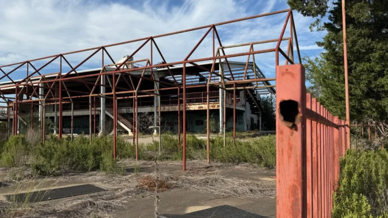 Texas racing heritage faces industrial transformation amid heritage concerns