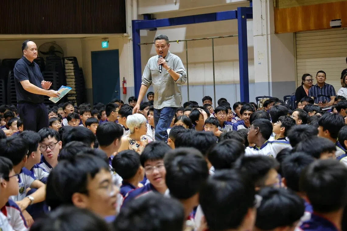 Crime correspondent shares harrowing frontline experiences with students