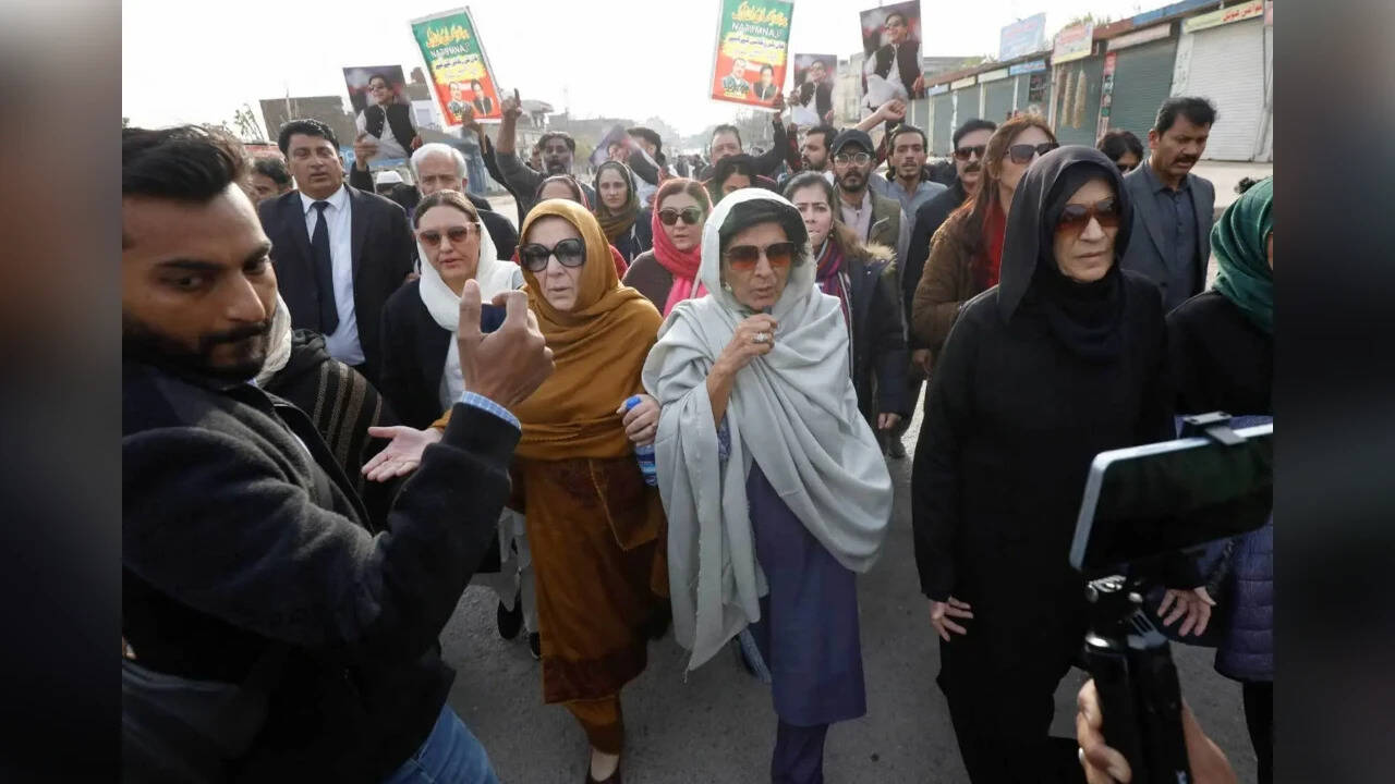 Pakistan's PTI vows to proceed with September 27 protest despite crackdown