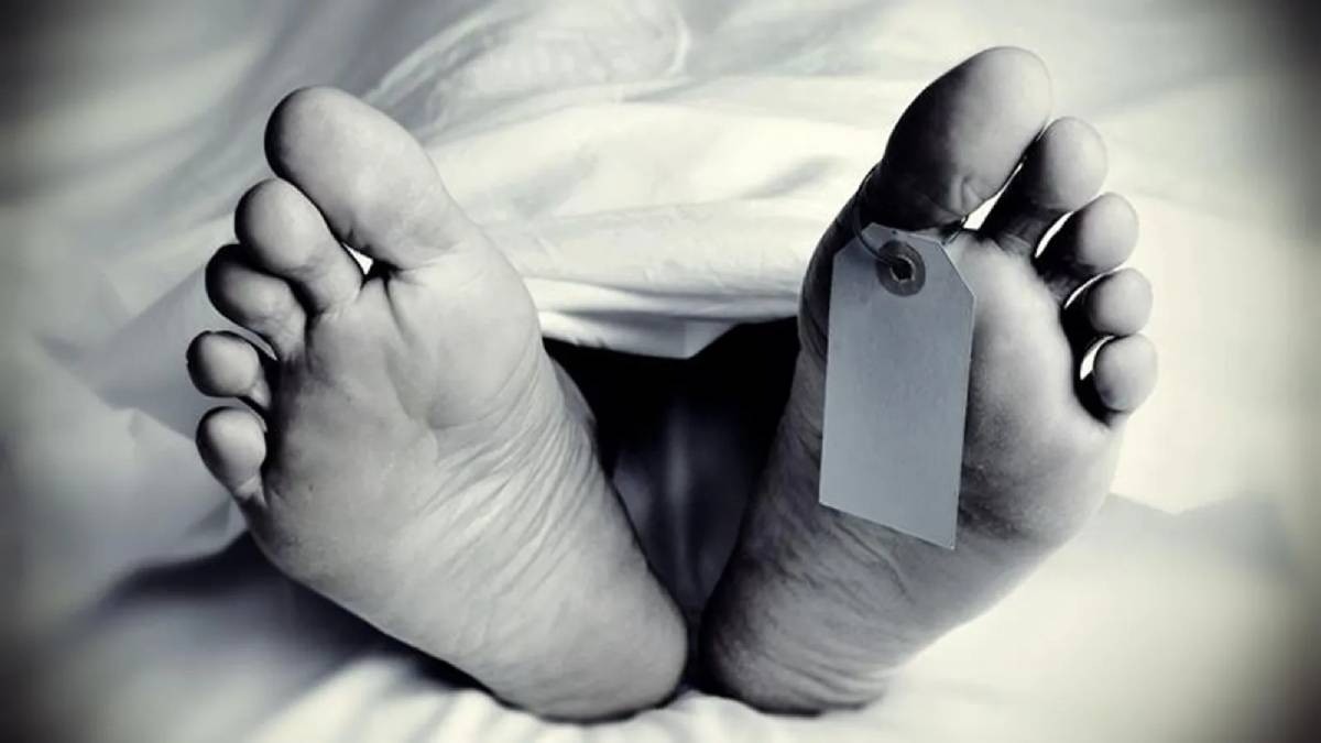 Man dies after fall from 21st-floor balcony in Greater Noida West