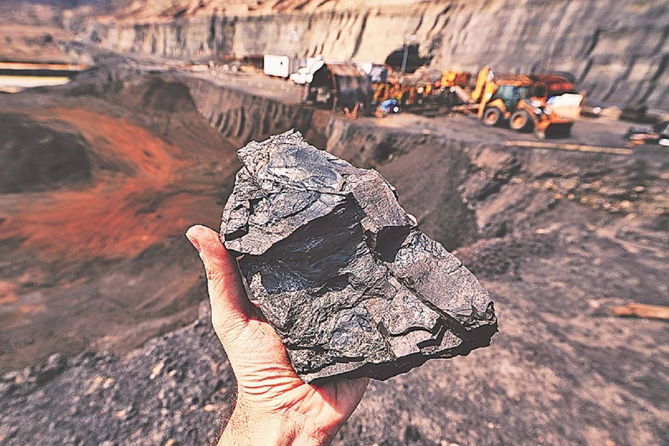 कोयला आपूर्ति संकट से जूझते समाचार पत्र निर्माता पीएम से मांगे हस्तक्षेप
