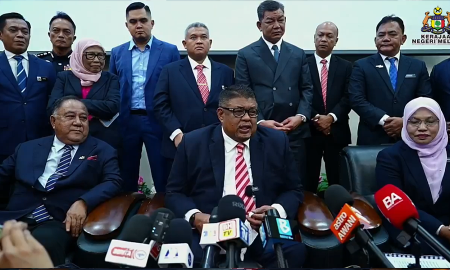Ketua Menteri Melaka Umum Pembubaran Dewan Undangan Negeri