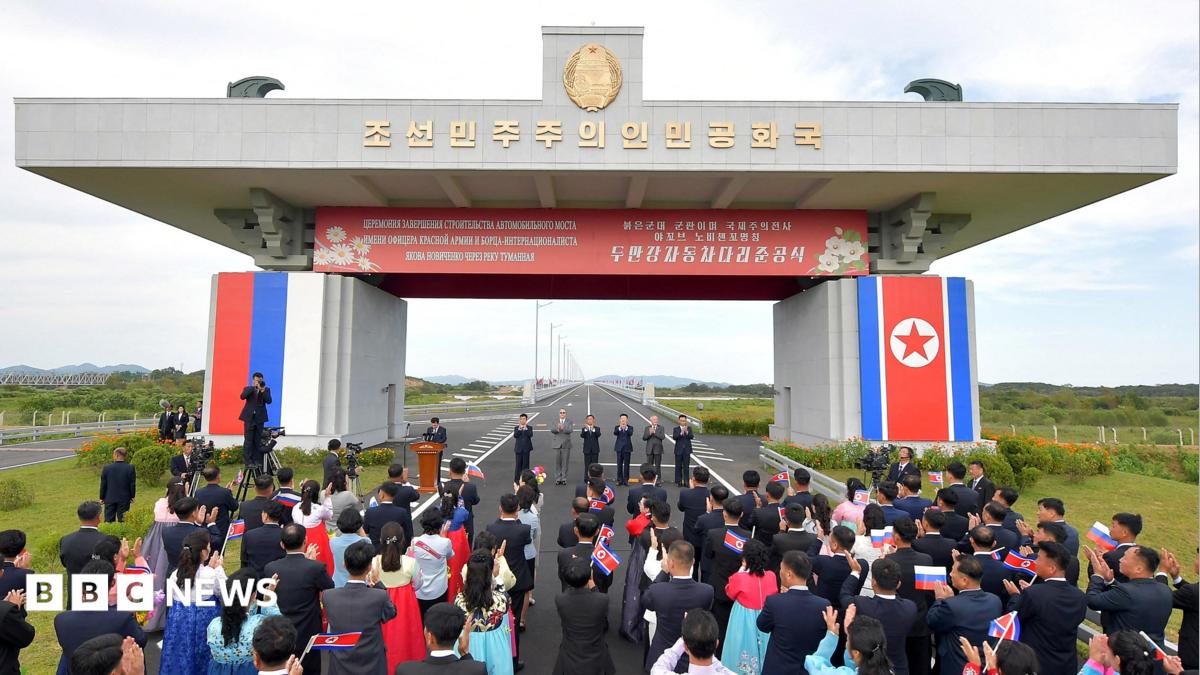 North Korea, Russia inaugurate first direct road bridge
