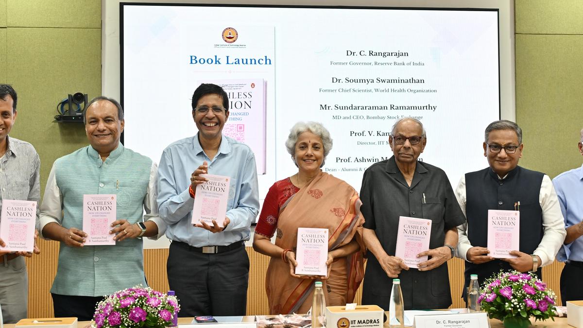 यूपीआई लेनदेन पर एमडीआर को जीएसटी से मुक्त करें: रंगराजन