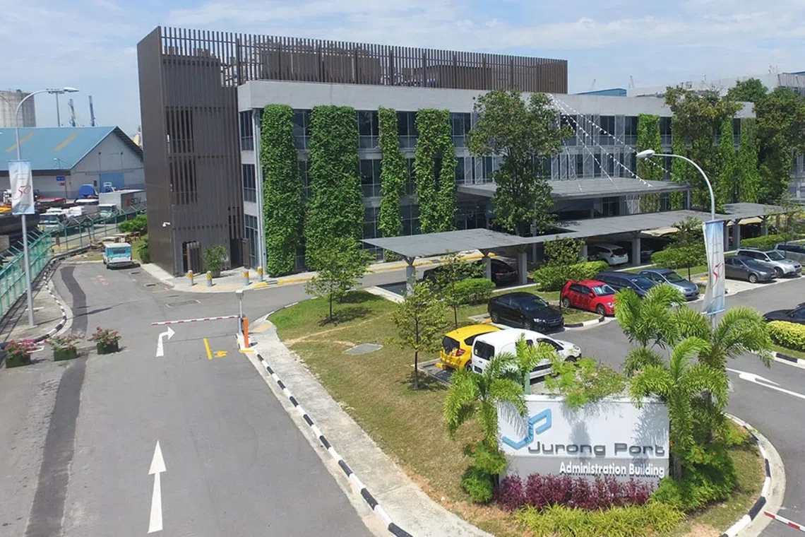 Worker dies after hose incident at Jurong Port Road construction site