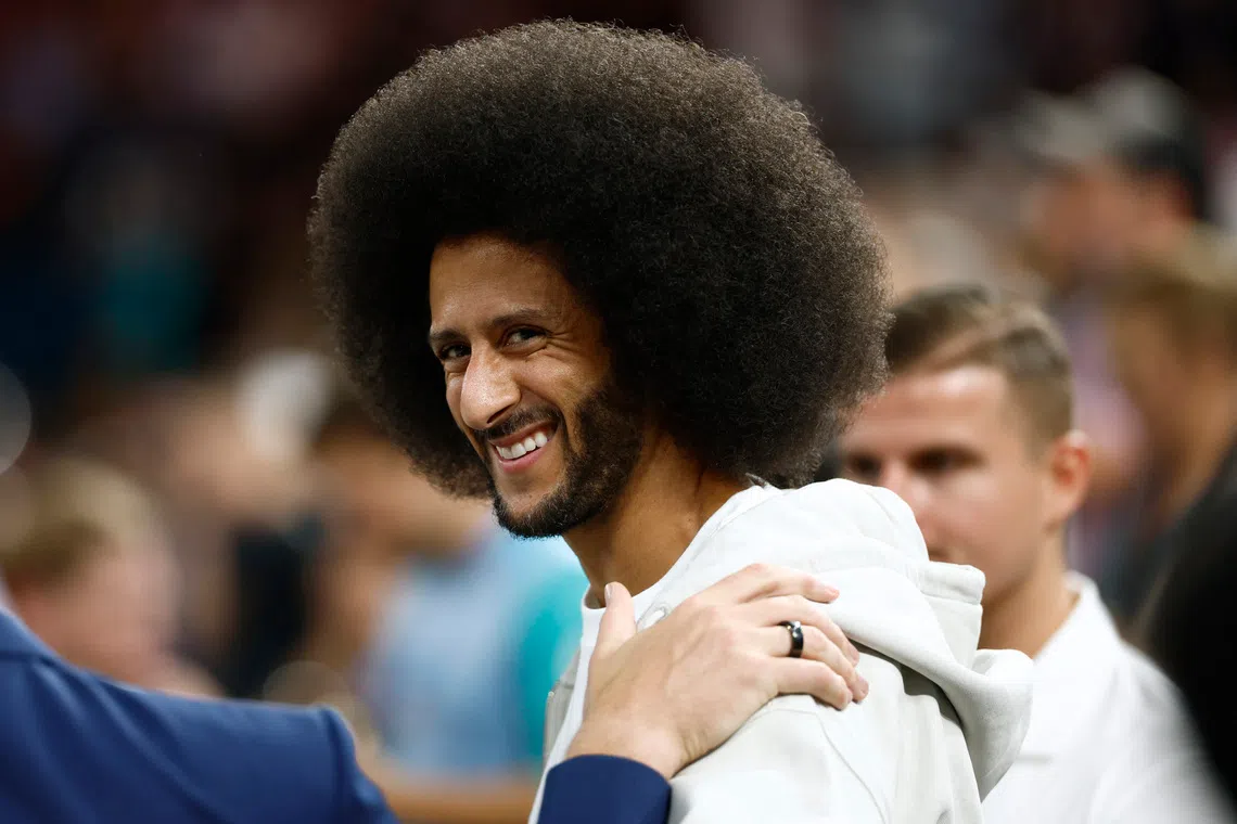 Kaepernick to receive Muhammad Ali humanitarian award