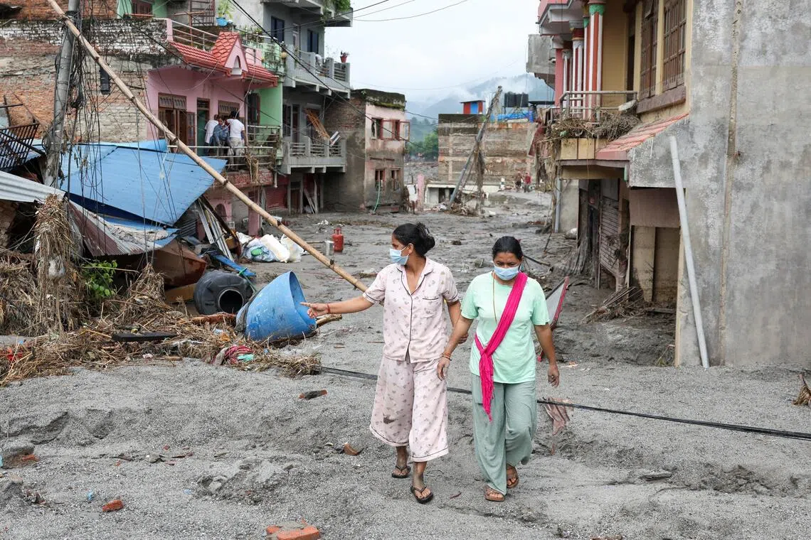 Nepal relief camp women struggle with inadequate sanitation facilities