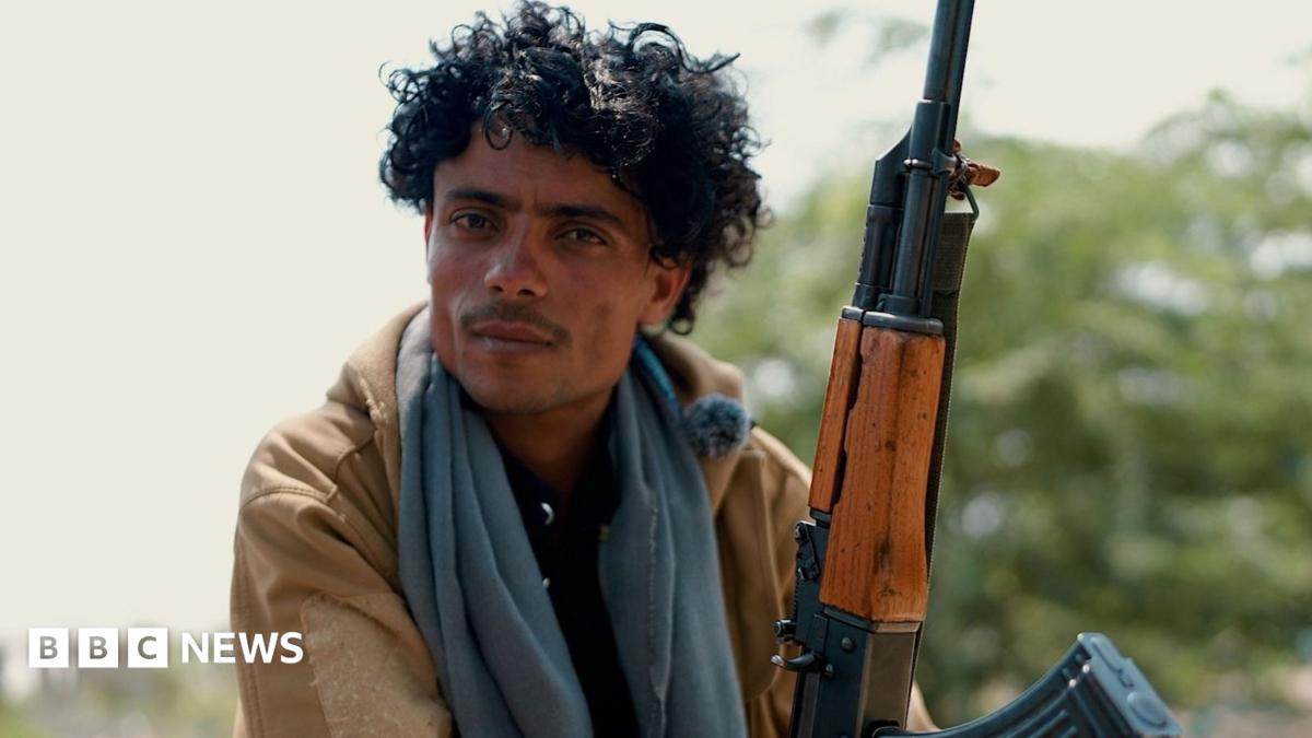 Rare access reveals intense fighting in Yemen's contested urban battlefield