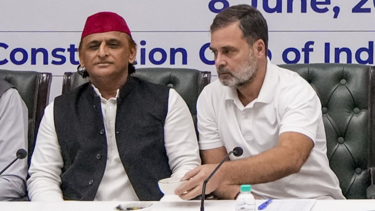यूपी चुनाव: सपा-कांग्रेस गठबंधन में सीट बंटवारे पर खींचतान