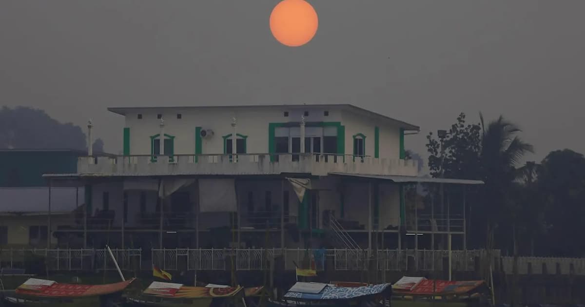 Kualiti udara Serian hampir mencapai tahap kecemasan dengan bacaan 495