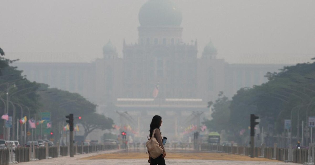 Malaysia rules out legal action over regional haze crisis