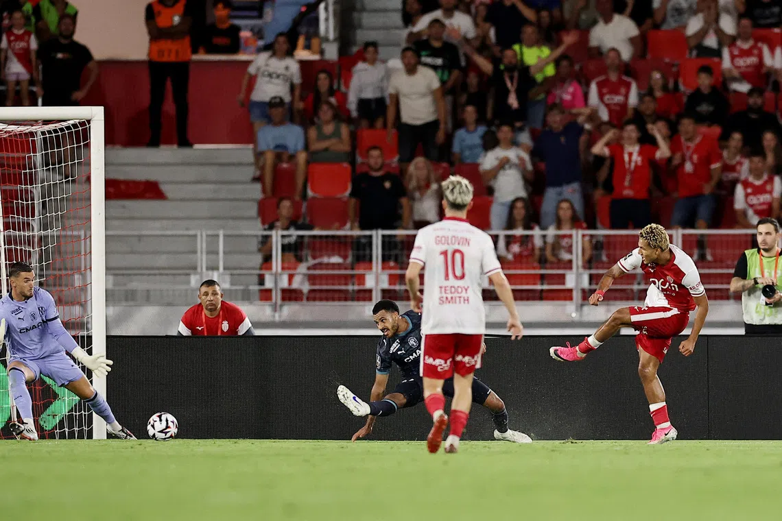 Brunner brace propels Monaco to Ligue 1 summit with win over Marseille