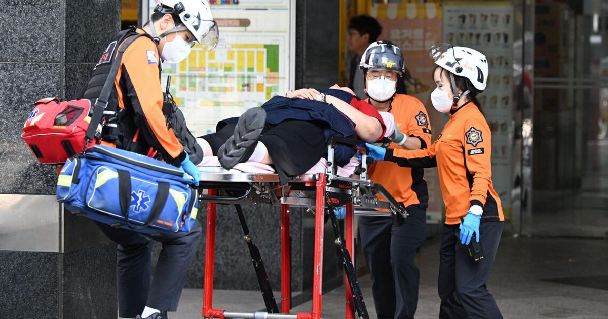 Man admits stabbing eight people at South Korean mall for attention