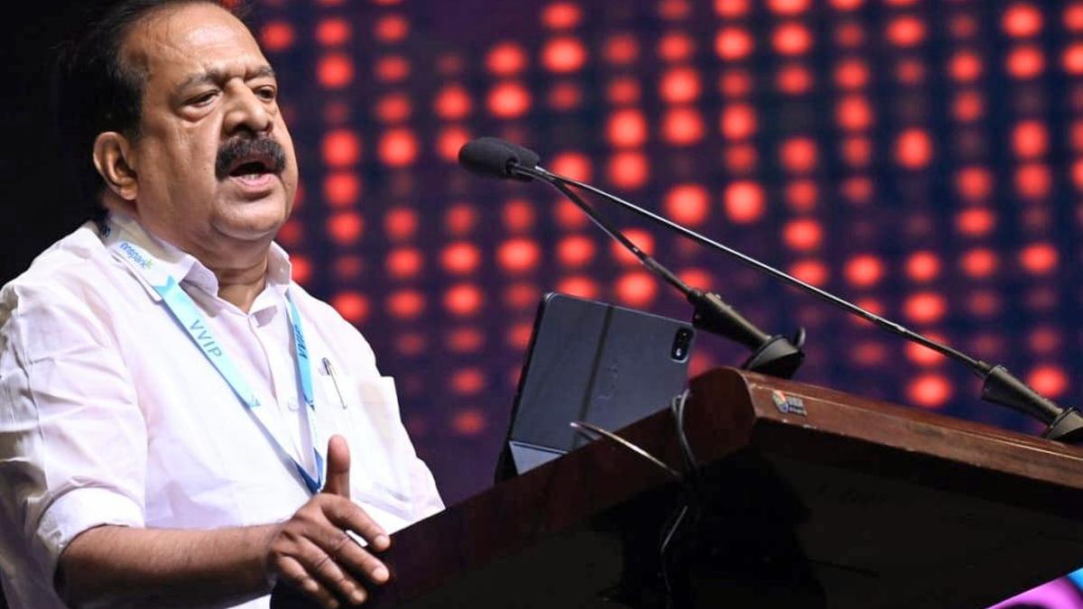 Kerala Home Minister urges girls to report gender discrimination