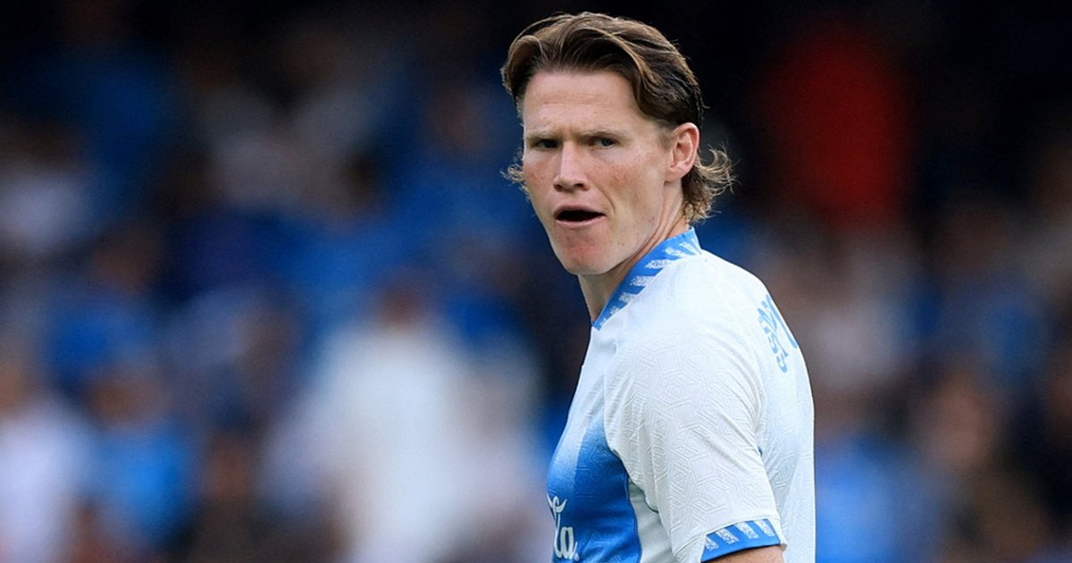 Napoli midfielder McTominay cleared to resume playing after heart procedure