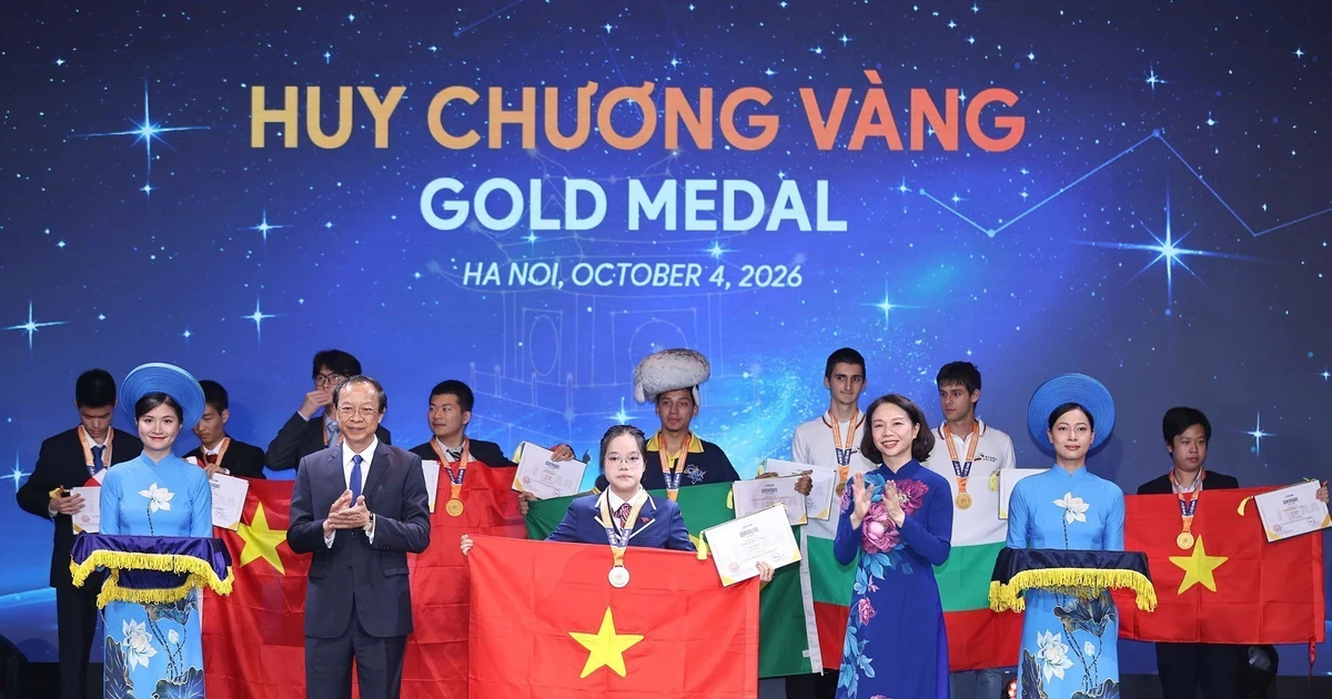 Vietnamese students sweep medals at International Astronomy Olympiad