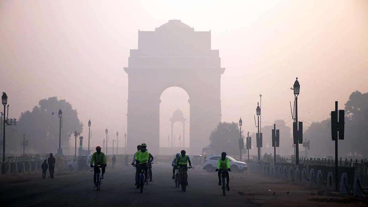 Delhi records coldest October morning in three years as winter sets in early
