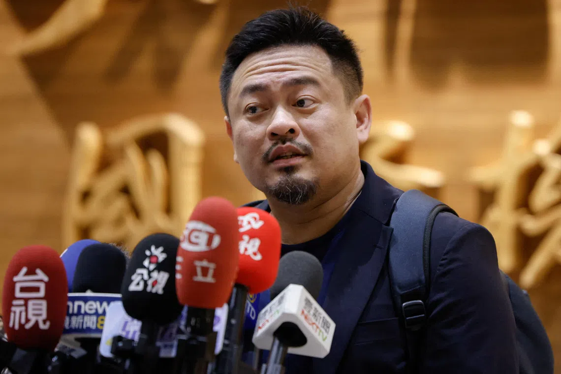 Taiwan minister reports cordial reception during rare China visit
