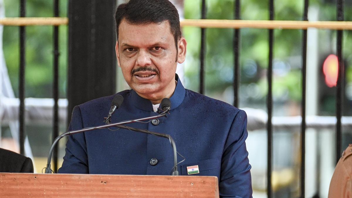 Fadnavis accuses Congress of plotting to undermine constitutional order