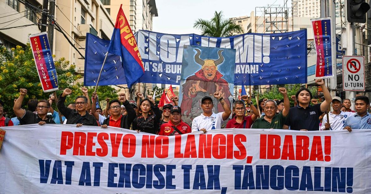 Philippines delivers surprise rate hike as inflation pressures mount