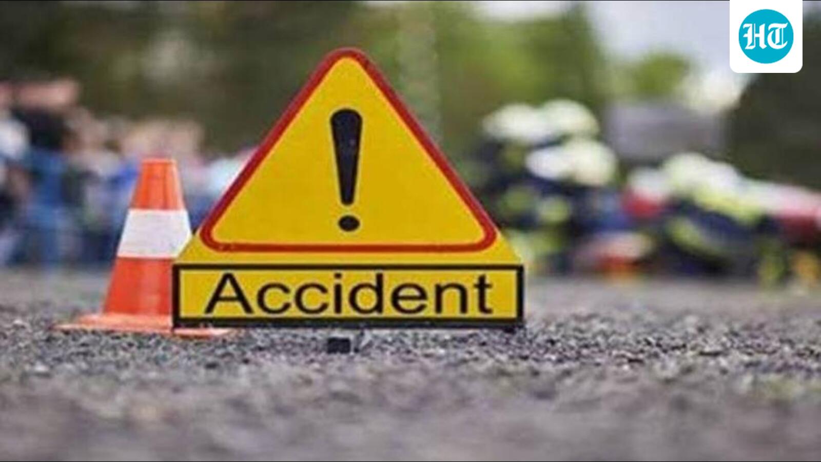 Three killed, seven hurt as pilgrim bus hits trailer near Jaipur