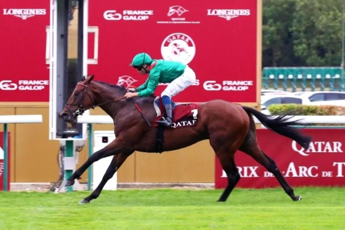 Aga Khan emerges victorious on Paris Arc Trials day
