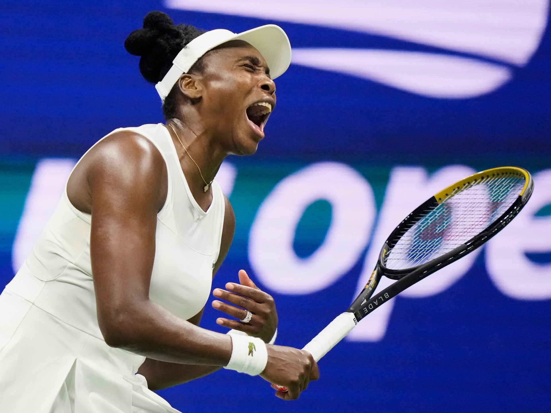 Venus Williams exits US Open in straight-sets loss to Kenin