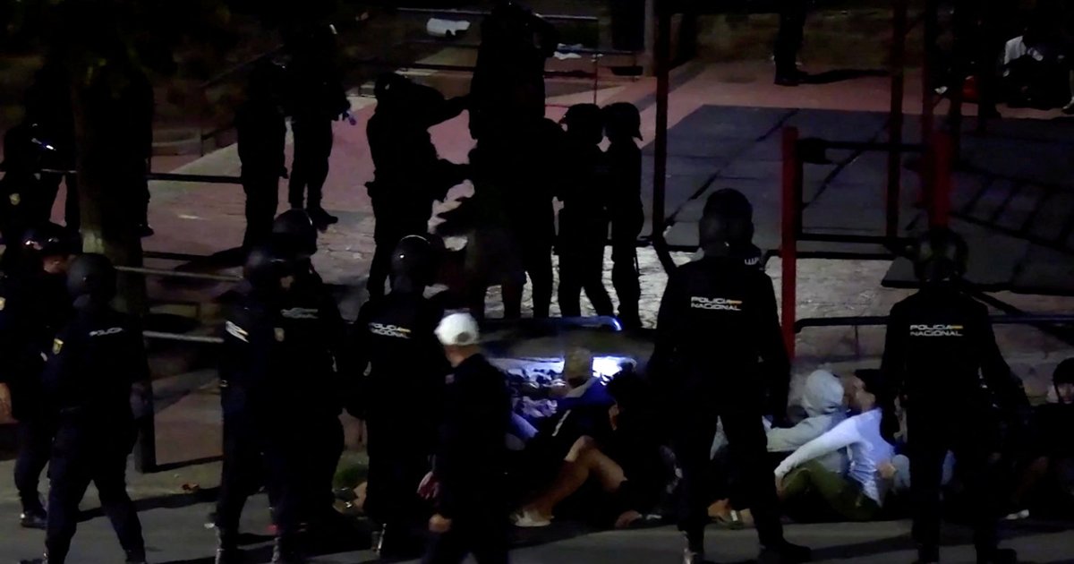 Spain deports asylum seekers to Morocco as rights groups voice concern