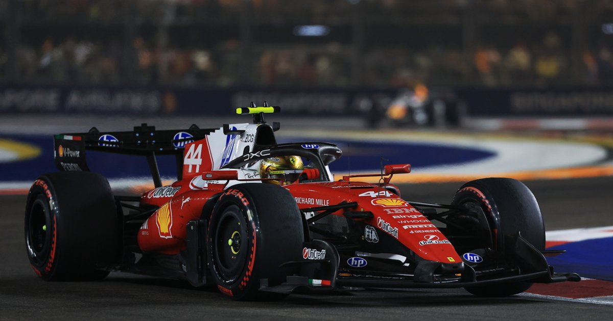 Ferrari boss blames pit lane error for missed Singapore podium sweep