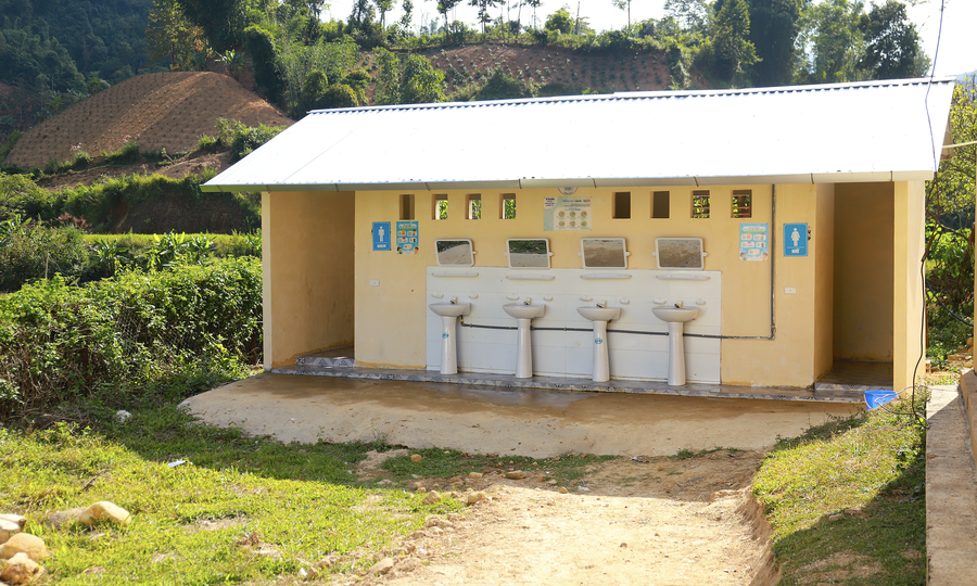 Major partners inaugurate 11 school sanitation facilities in Son La